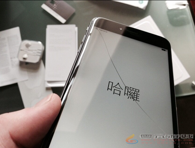 苹果iPhone和手表屏幕细微裂痕将不再涵盖在保修内(图2) 苹果iPhone和手表屏幕细微裂痕将不再涵盖在保修内(图2)