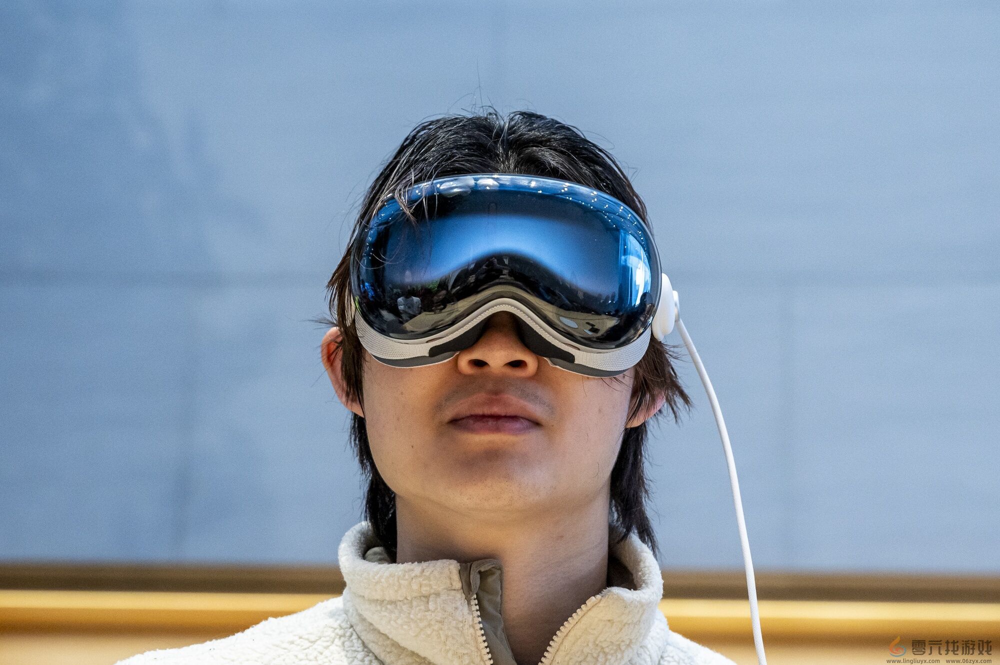 彭博社：苹果仍在研发Vision Pro 2 还有AR眼镜(图1)