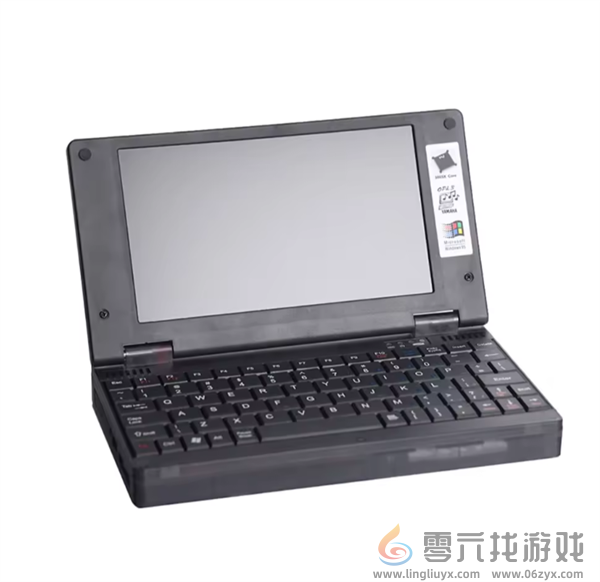 都2024年了：这家公司竟然出了台支持DOS和Win95的笔记本(图1)