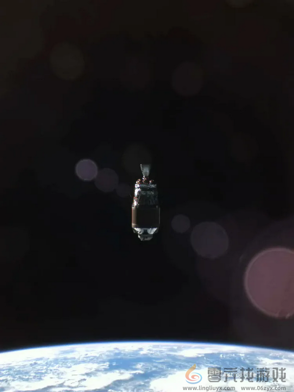 太空垃圾到底长什么样？航天器拍到超近距离照片(图2)