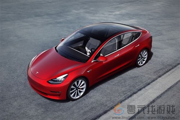 马斯克预计特斯拉FSD年底前在华获批！余承东不怕：华为智驾体验略优(图1)