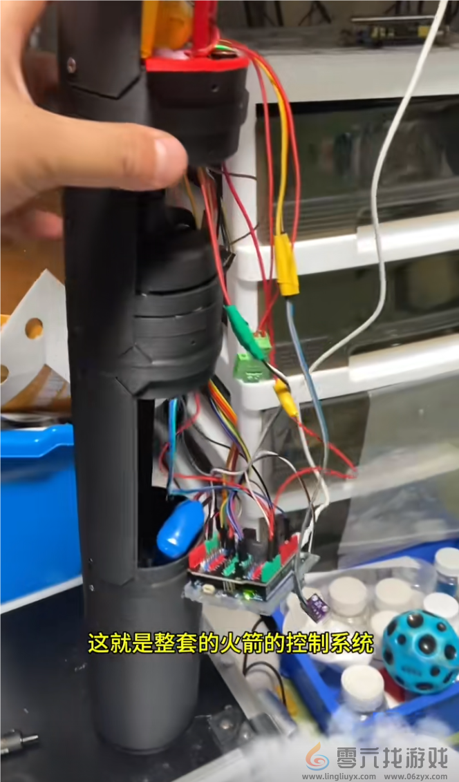 11岁小孩哥写600多行代码造火箭火了：自学编程、物理化学(图1)