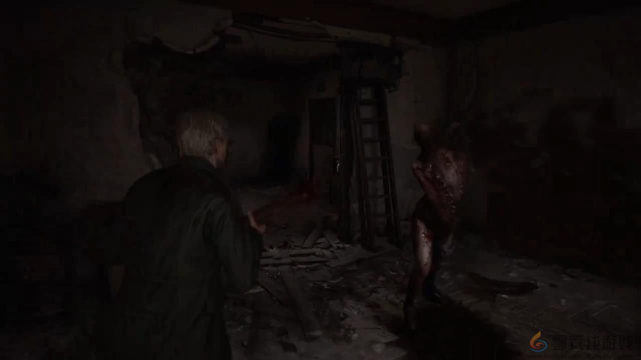 《寂静岭2：重制版》新片段：注意周围 拿武器狂打敌人(图4)