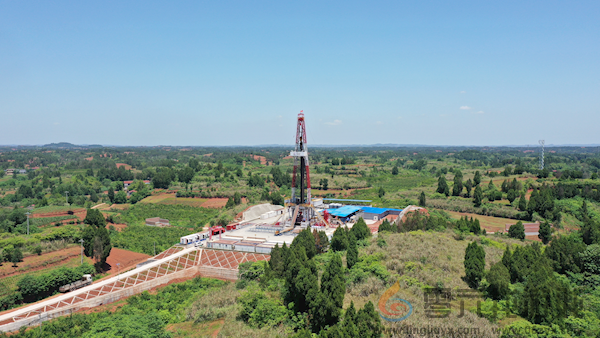 中国石化每天净赚2亿元！股东分红高达近50％(图1)