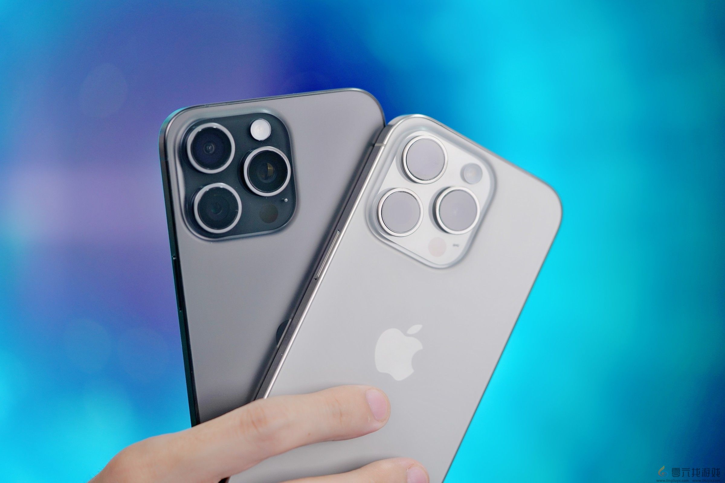 两名男子以假换新6000多部iPhone：被判刑近5年(图1)