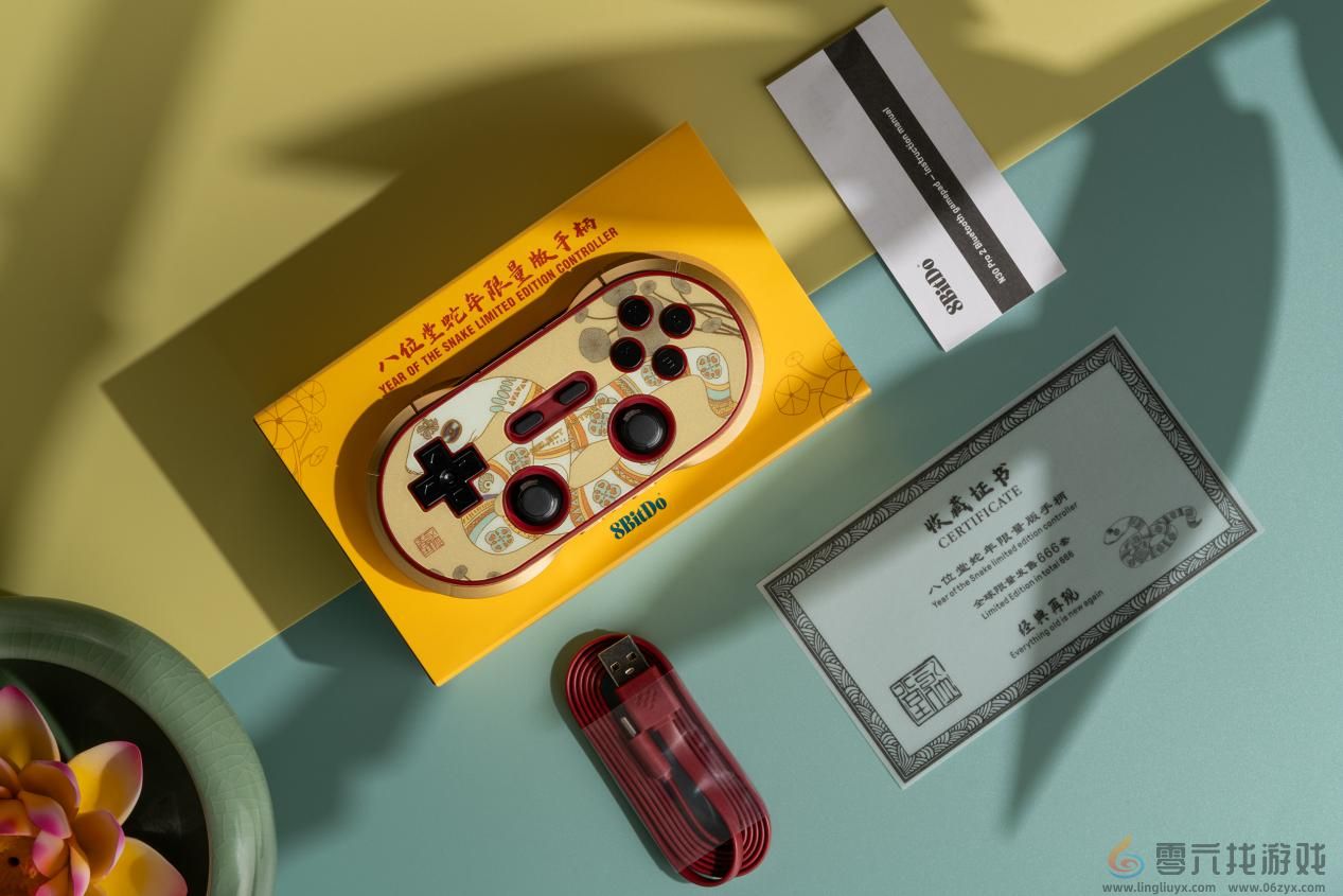指随灵蛇舞，瑞至方寸间：八位堂蛇年生肖限量版手柄发布(图4)