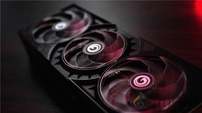 支持DLSS4，从“新”出发|影驰GeForce RTX 5080金属大师OC系列测评(图1)