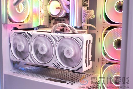 支持DLSS4，从“新”出发|影驰GeForce RTX 5080金属大师OC系列测评(图13)