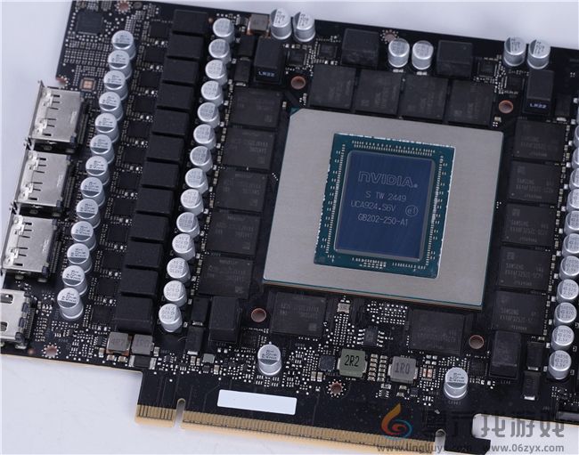 耕升 GeForce RTX 5090 D 解禁全新AI 兵器库！DLSS 4开启狂暴性能模式！(图11)