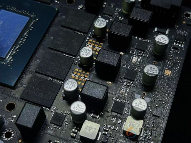 影驰 GeForce RTX 5070 Ti 金属大师 OC评测:DLSS 4超强发挥 影驰 GeForce RTX 5070 Ti 金属大师 OC评测:DLSS 4超强发挥(图13)