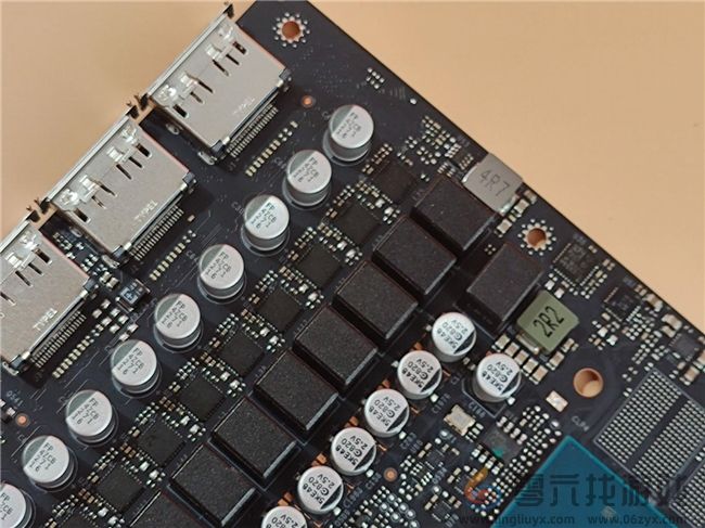 DLSS 4实力派!耕升 GeForce RTX 5070 追风新秀登场(图12) DLSS 4实力派!耕升 GeForce RTX 5070 追风新秀登场(图12)