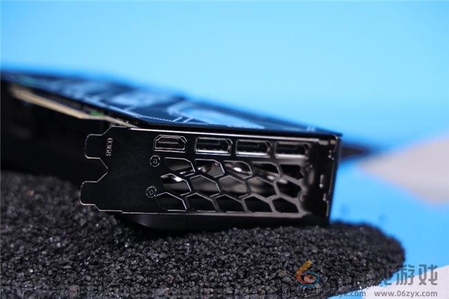 黑科技小钢炮!影驰RTX 5070金属大师OC实测(图12) 黑科技小钢炮!影驰RTX 5070金属大师OC实测(图12)