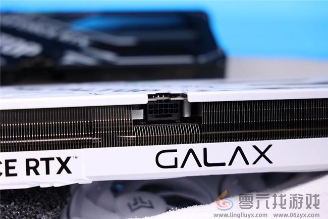 黑科技小钢炮!影驰RTX 5070金属大师OC实测(图10) 黑科技小钢炮!影驰RTX 5070金属大师OC实测(图10)