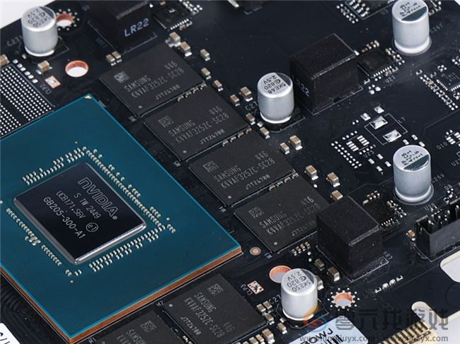 黑科技小钢炮!影驰RTX 5070金属大师OC实测(图7) 黑科技小钢炮!影驰RTX 5070金属大师OC实测(图7)