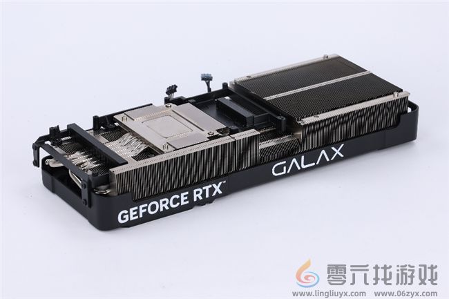 黑科技小钢炮!影驰RTX 5070金属大师OC实测(图9) 黑科技小钢炮!影驰RTX 5070金属大师OC实测(图9)